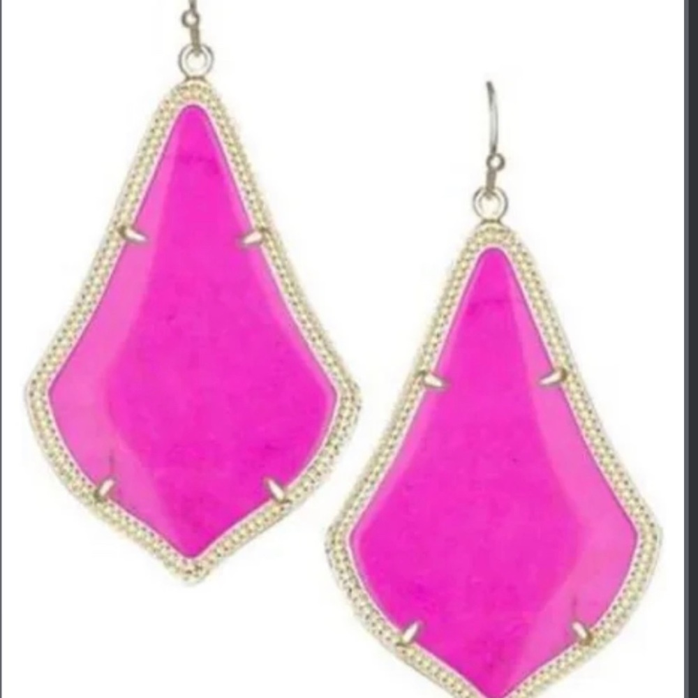 Kendra Scott Magenta Earrings. Gold lining